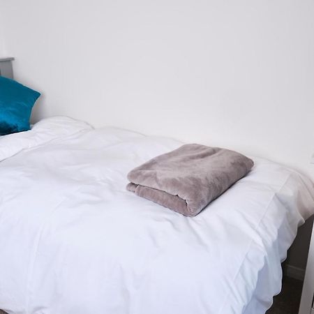Parkway House - Modern With Great Transport Links Apartment Bristol Exterior photo